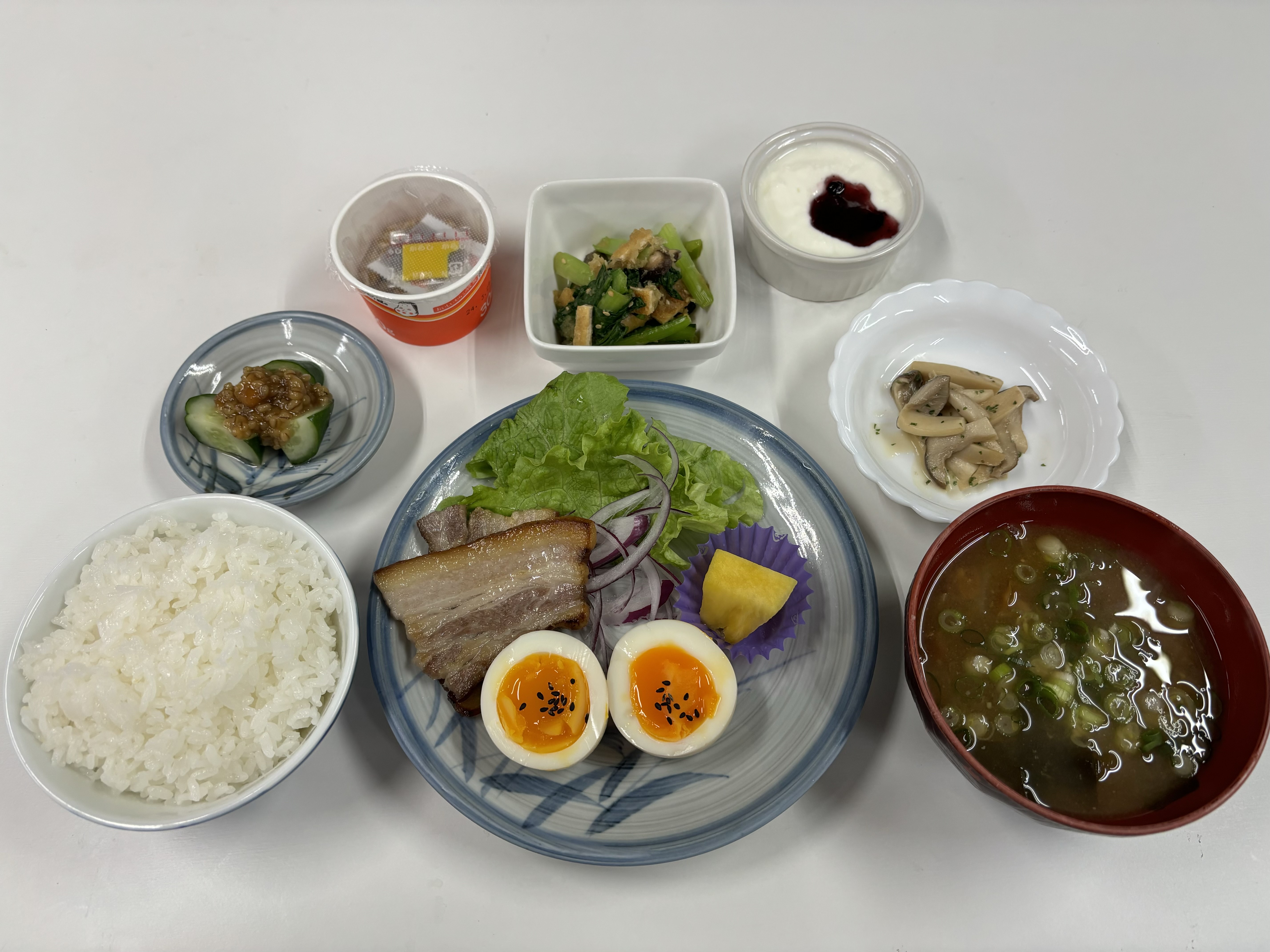 【朝食】料理店自慢の日替わり和定食