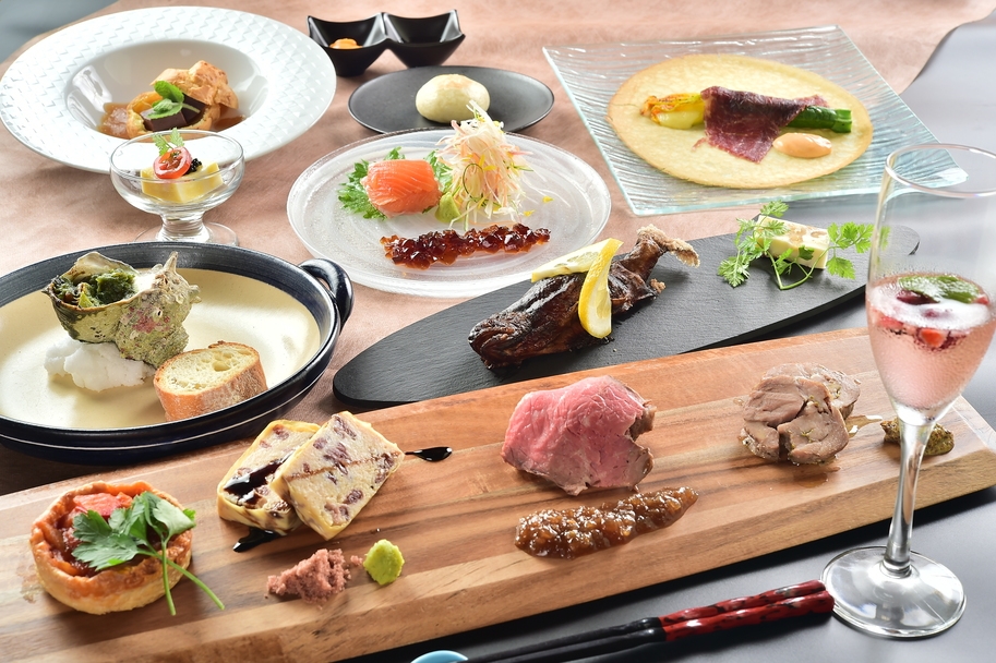 【一泊二食付】≪絶品★創作コース料理≫を個室で◇湯がつむぐ〜ココロとカラダの癒し旅◇