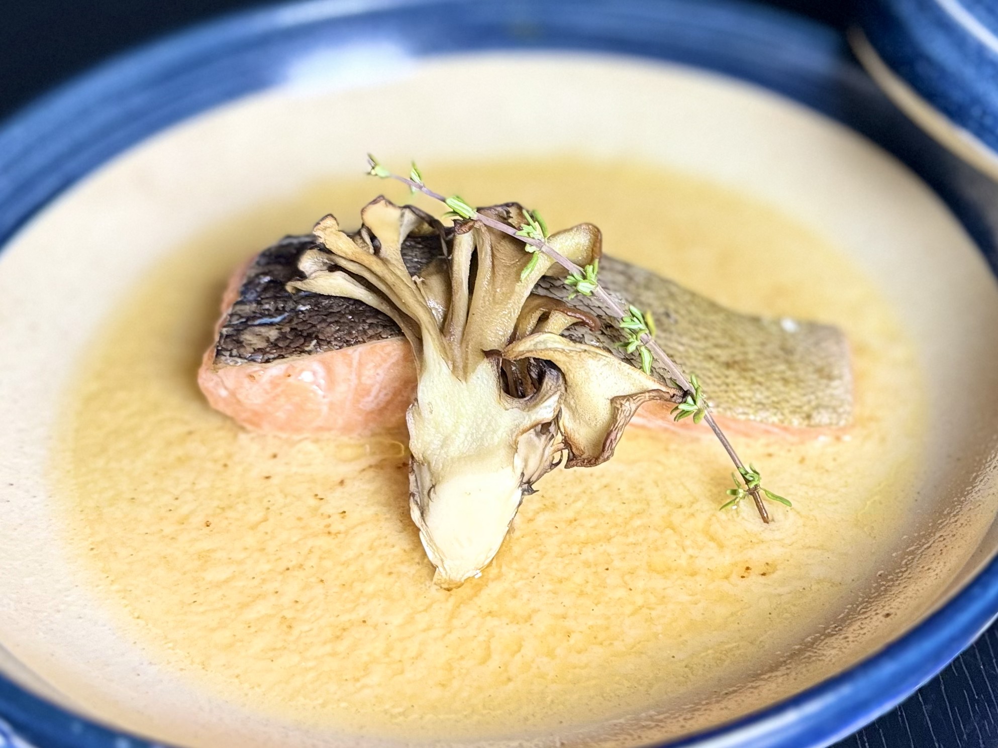 信州サーモンのロティ-グラタン風バンブランソース-