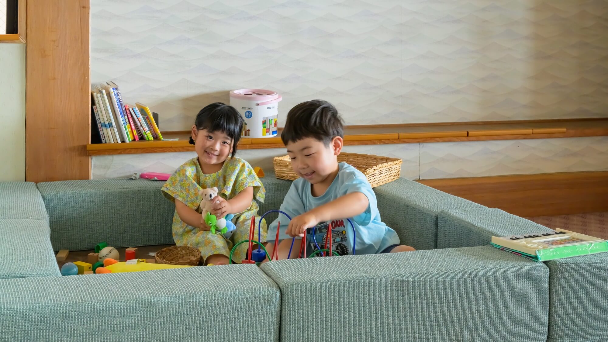 【キッズスペース】1階ロビーラウンジに、お子様が喜ぶおもちゃコーナーをご用意！