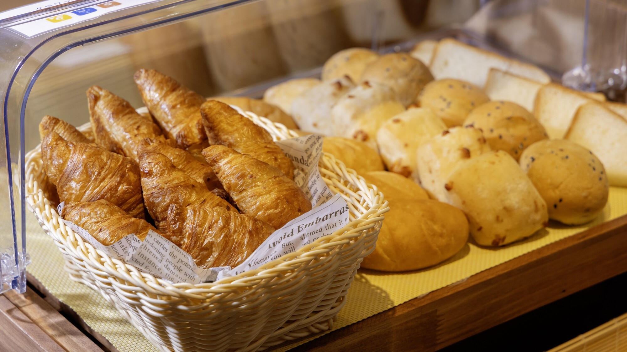 【朝食】パンコーナー