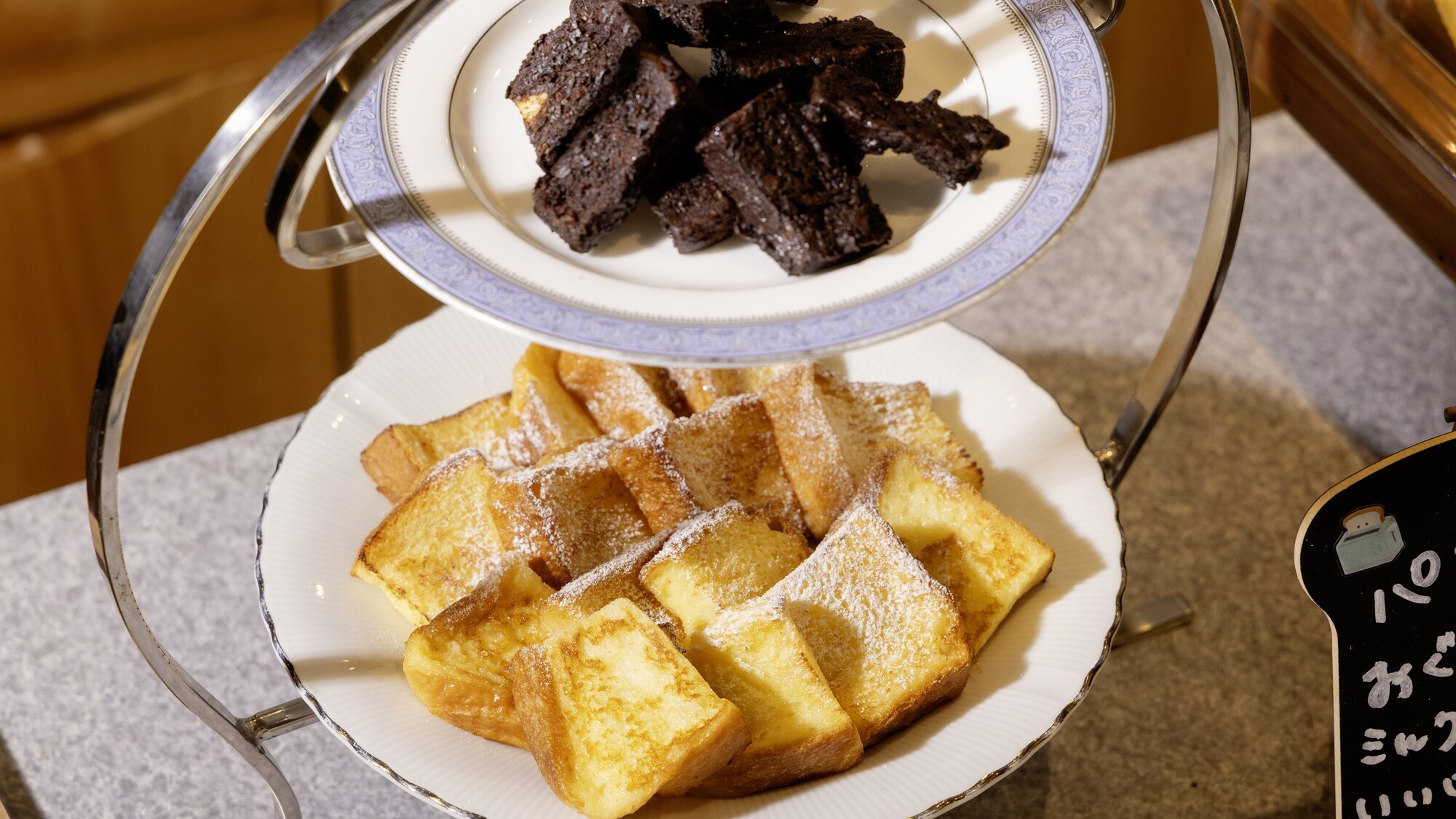 【朝食】自家製焼き菓子コーナー