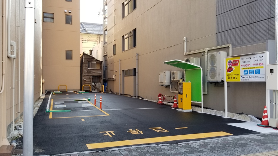 パークダイセイ本町第２　ホテル西隣り