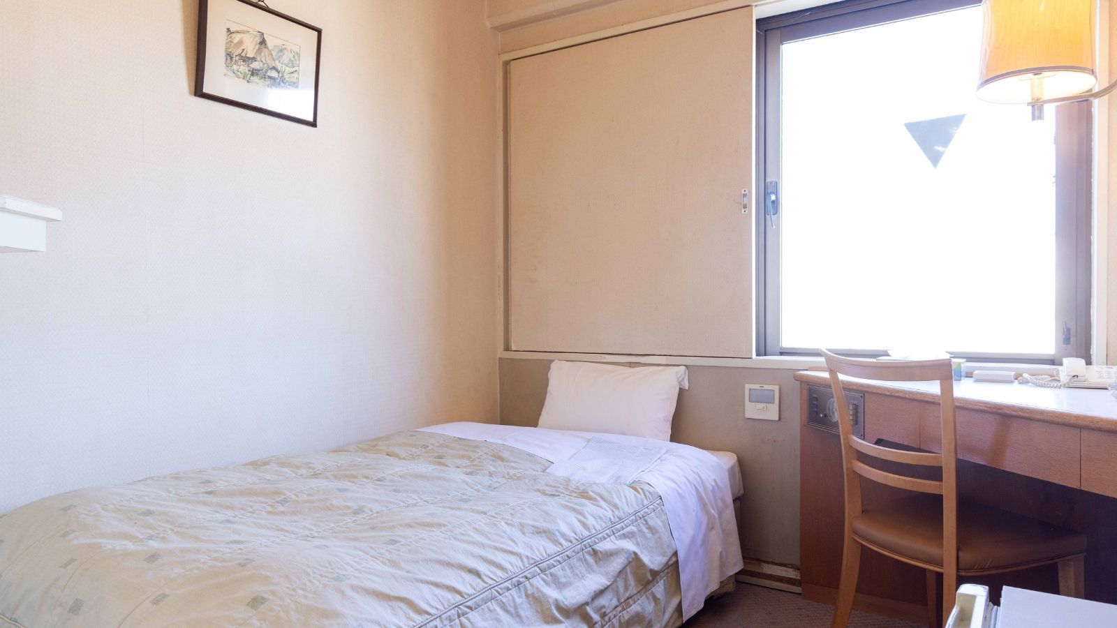 【禁煙】シングル｜12平米◆無料Wi-Fi付