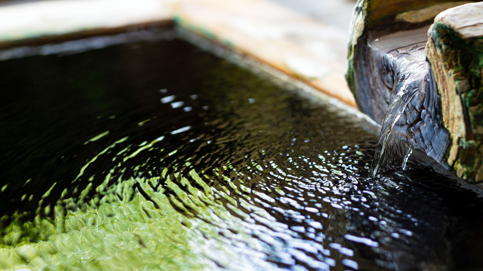 【日帰り温泉／ほの香】疲労回復、筋肉痛、美肌効果など多数の効能を持つ温泉です。