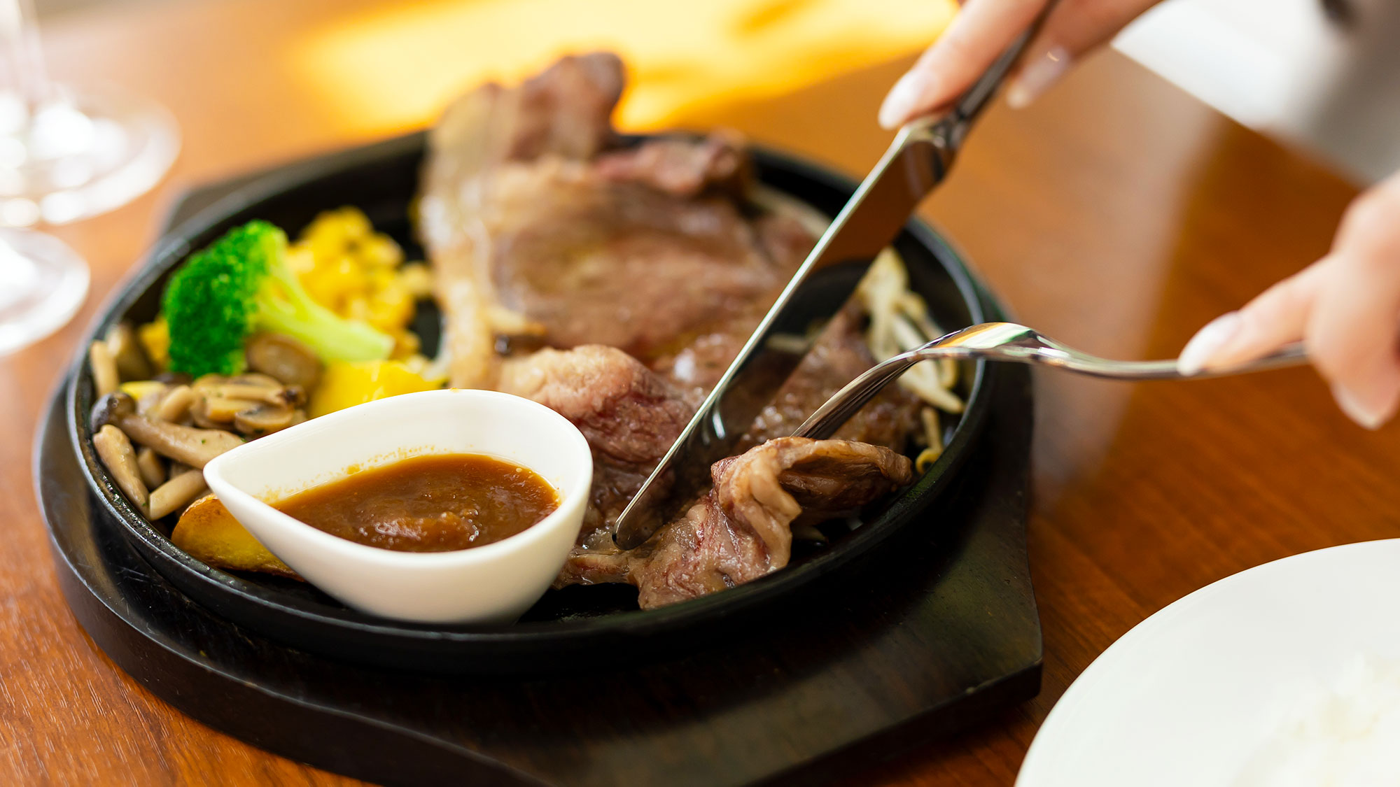 【ザ・グリーンテラス日光】栃木県産食材を使用した料理をご堪能ください。