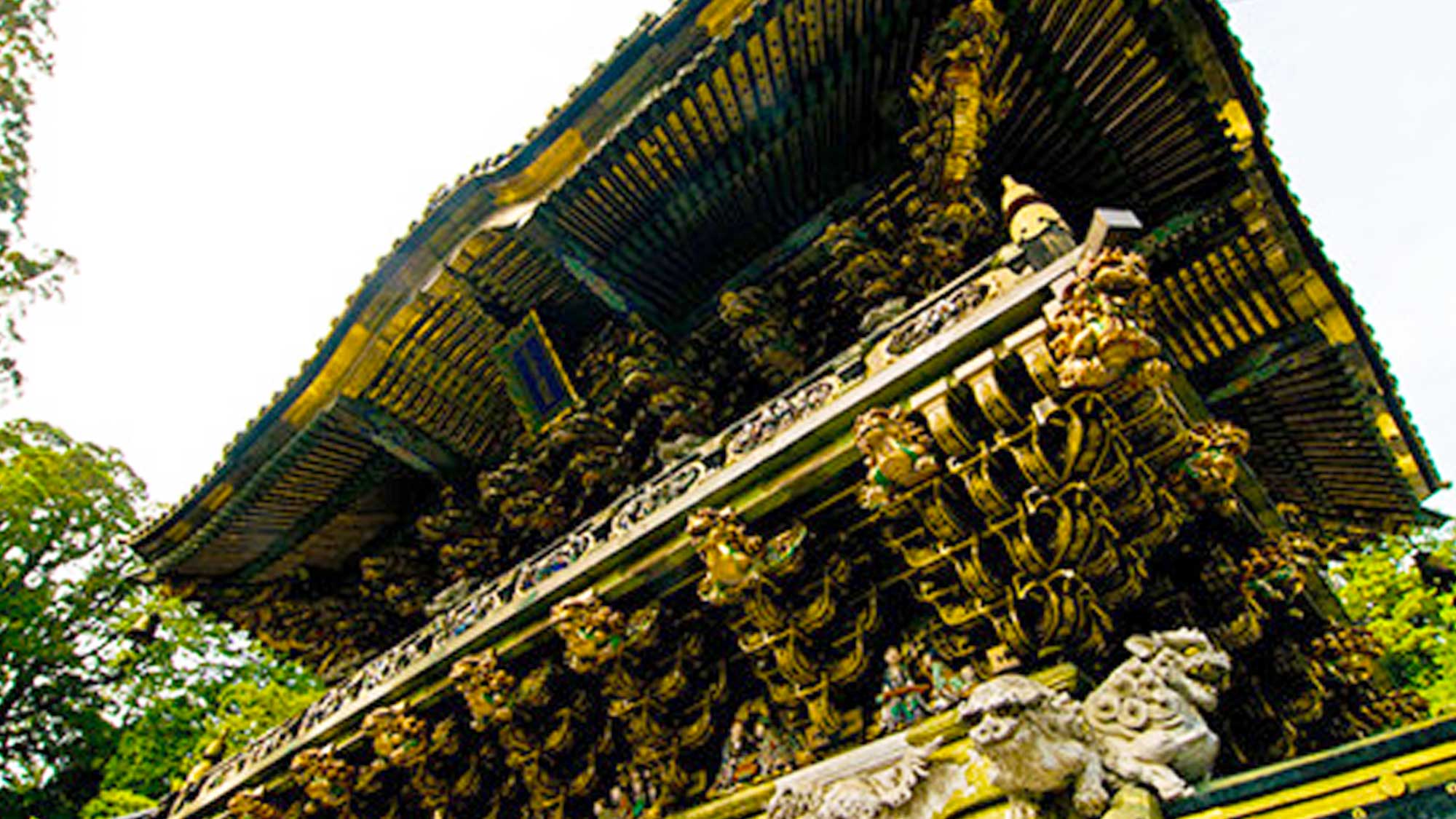 【日光東照宮】日光東照宮は徳川家康を神格化した東照大権現を祀る神社です。当施設からお車で約4分。