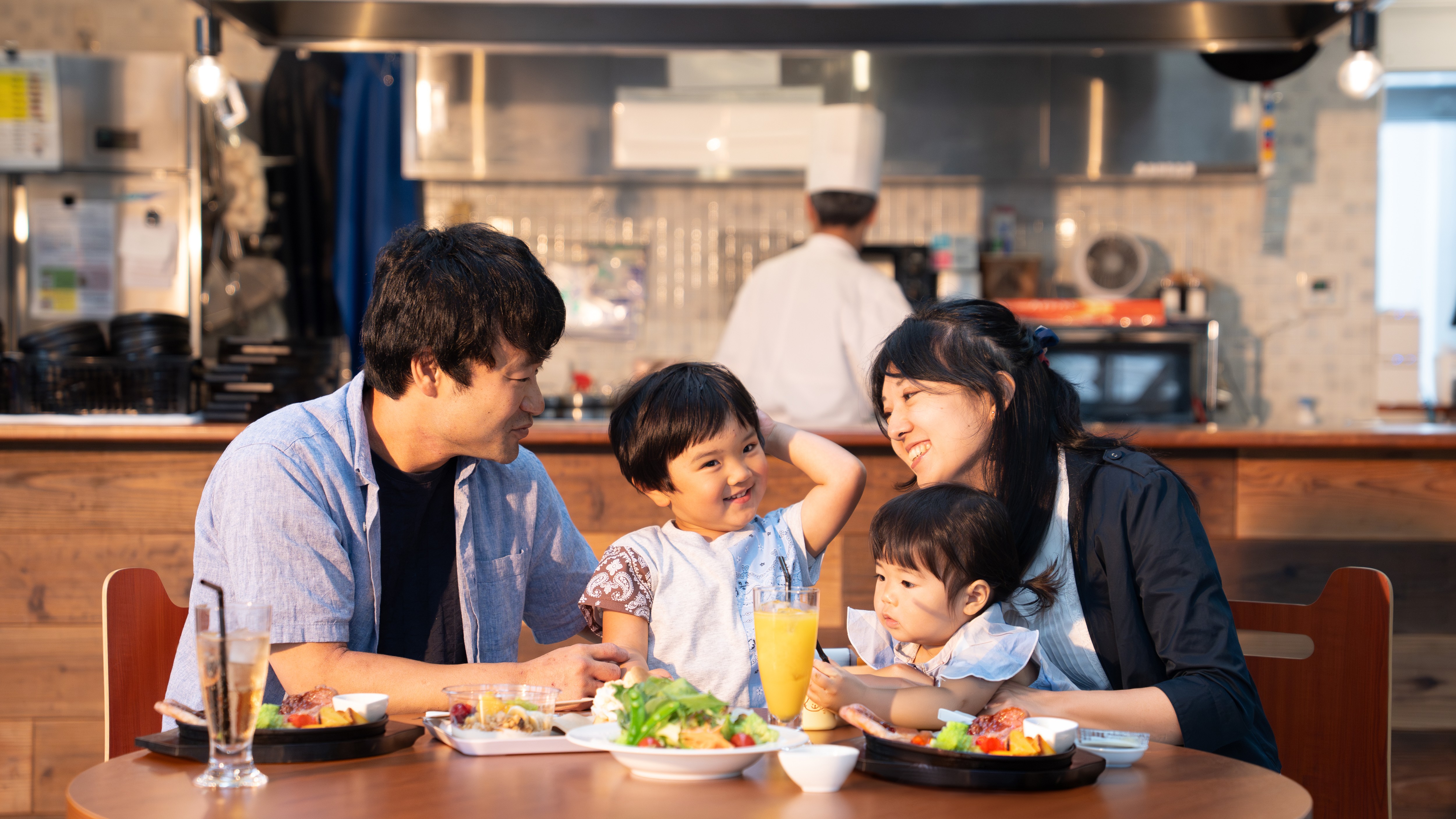 【ザ・グリーンテラス日光】自然と食を感じる特別な空間でおいしい料理と心温まる時間をお約束いたします。