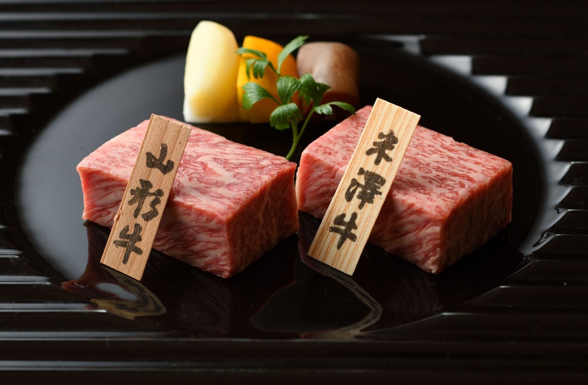 【米沢牛×山形牛食べ比べ】2種のブランド牛を堪能｜肉好きにおすすめの贅沢会席