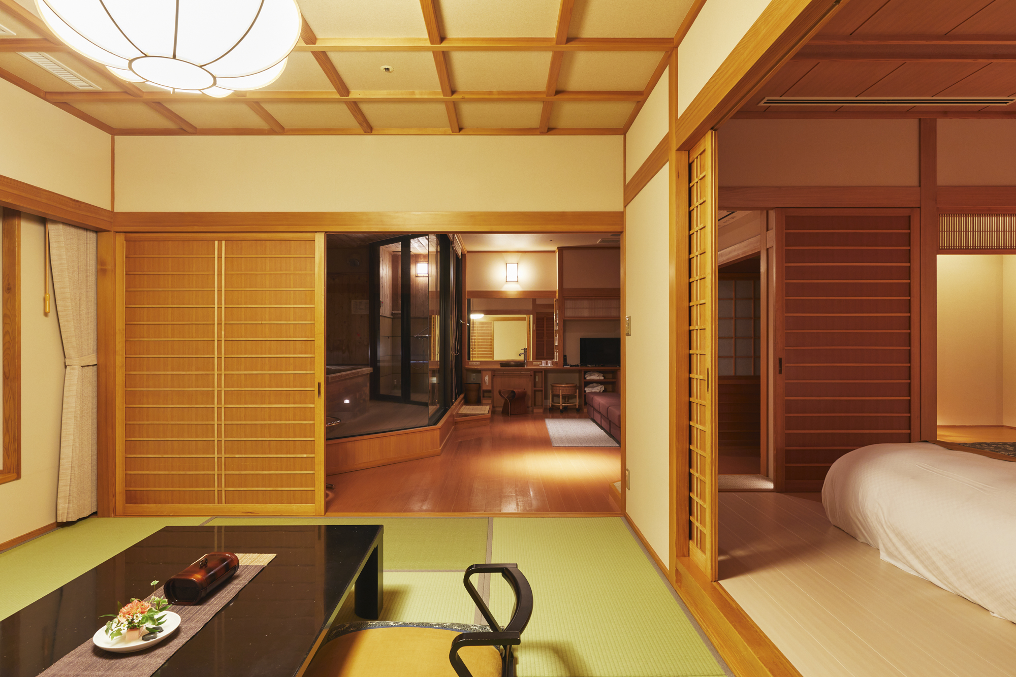 季のはな　展望露天風呂付和モダンスイート