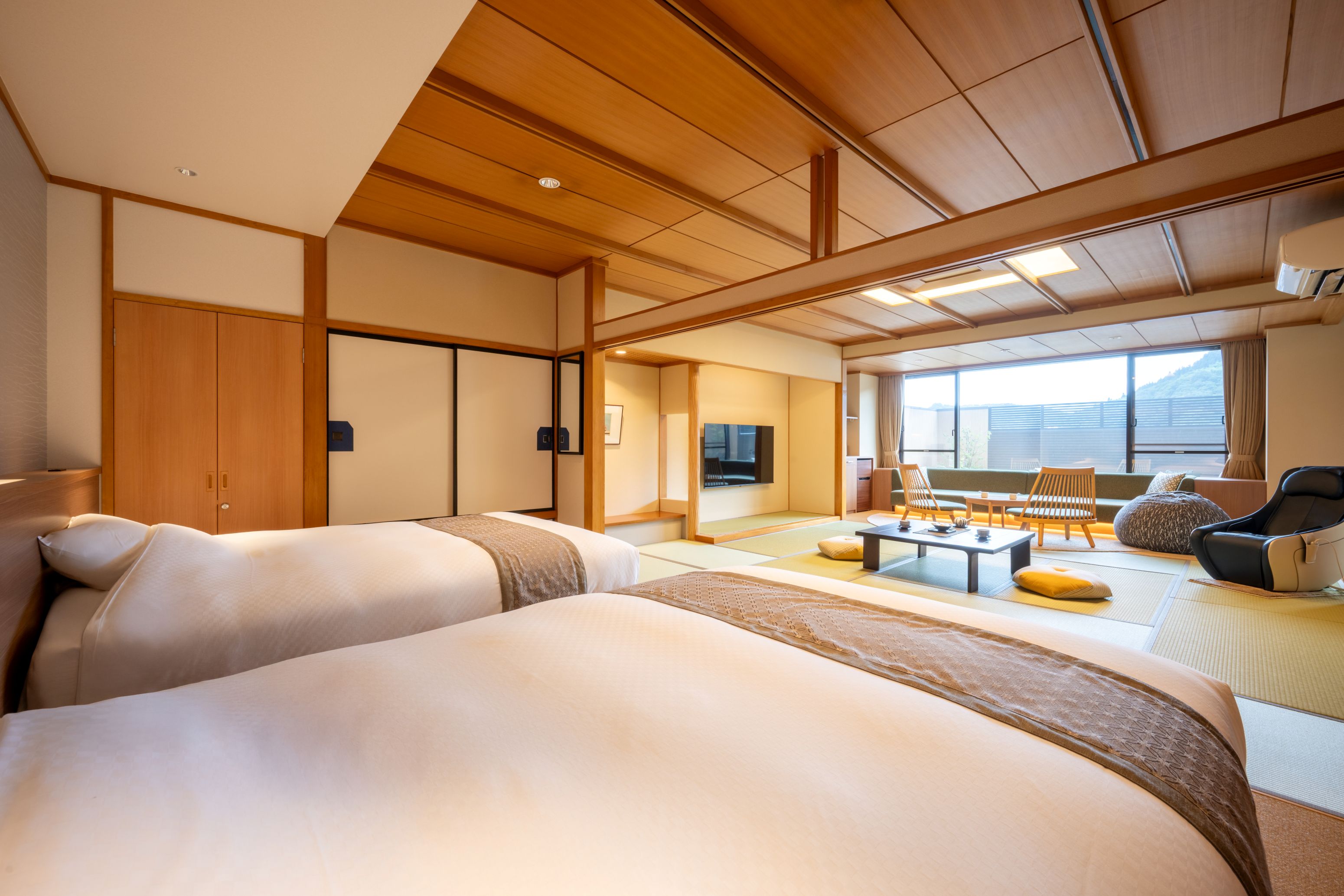 【露天風呂付】＜本館＞テラス展望露天風呂付和洋室　タイプ33