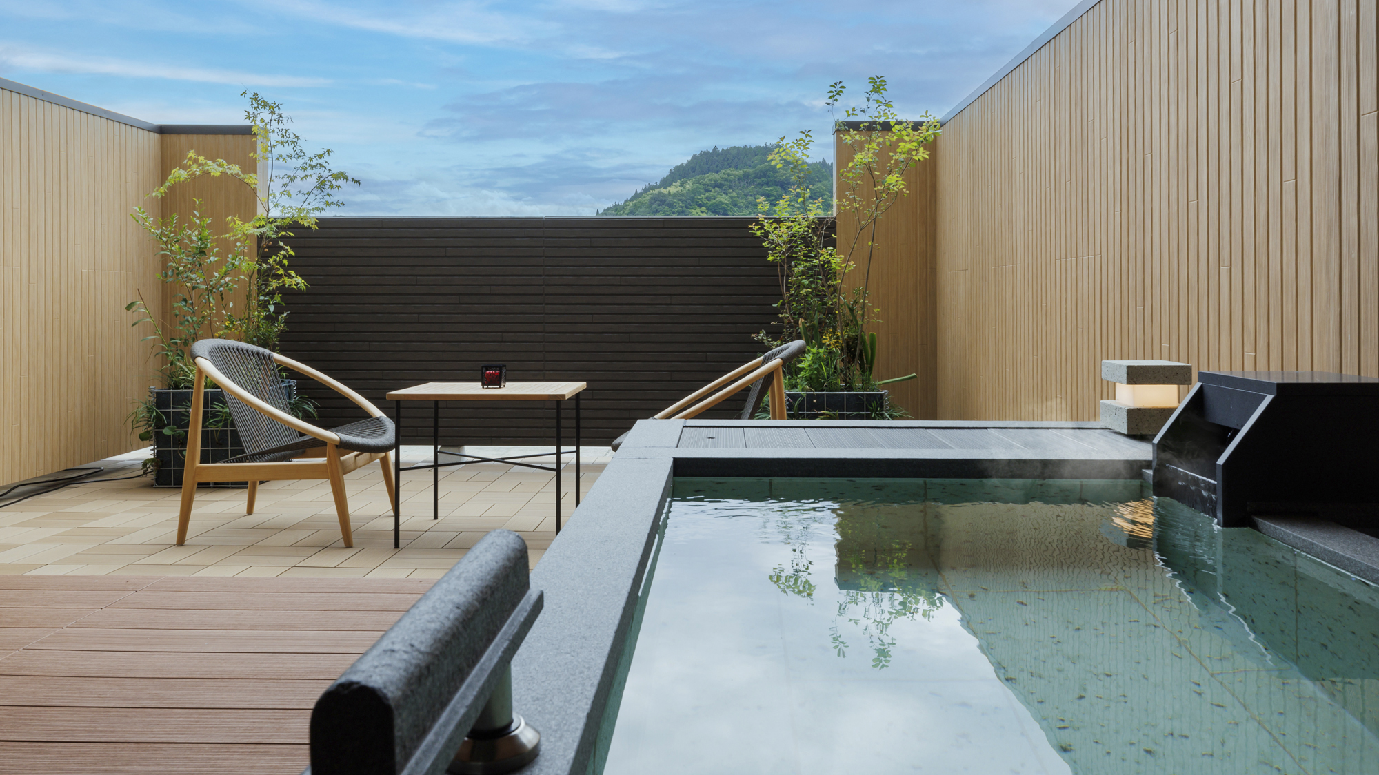 ルーフトップ露天風呂付客室