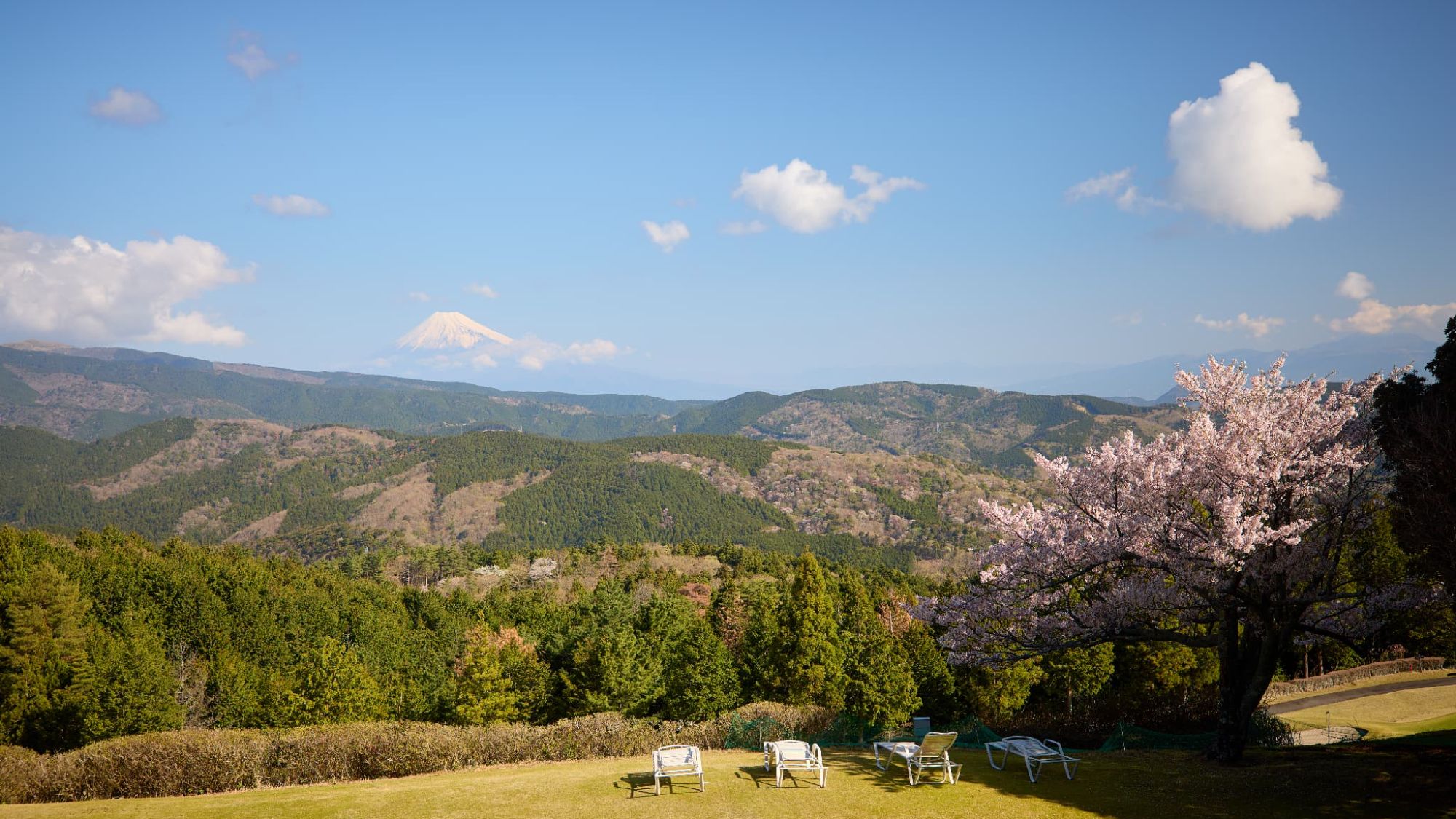 【風景】雄大な自然を望む贅沢。大切な人と眺めたい、記憶に残る景色。