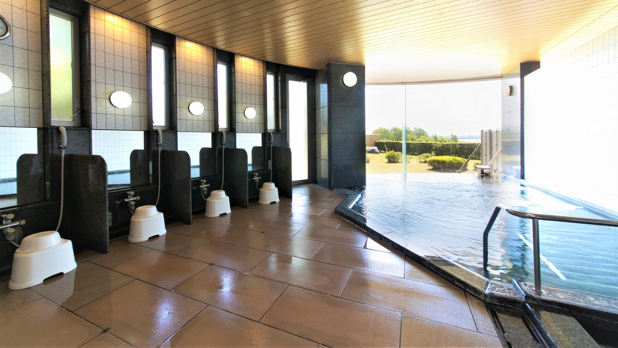 【お日にち限定】ビジネス必見★JAペットボトルのお茶1本付き♪一泊朝食付き♪