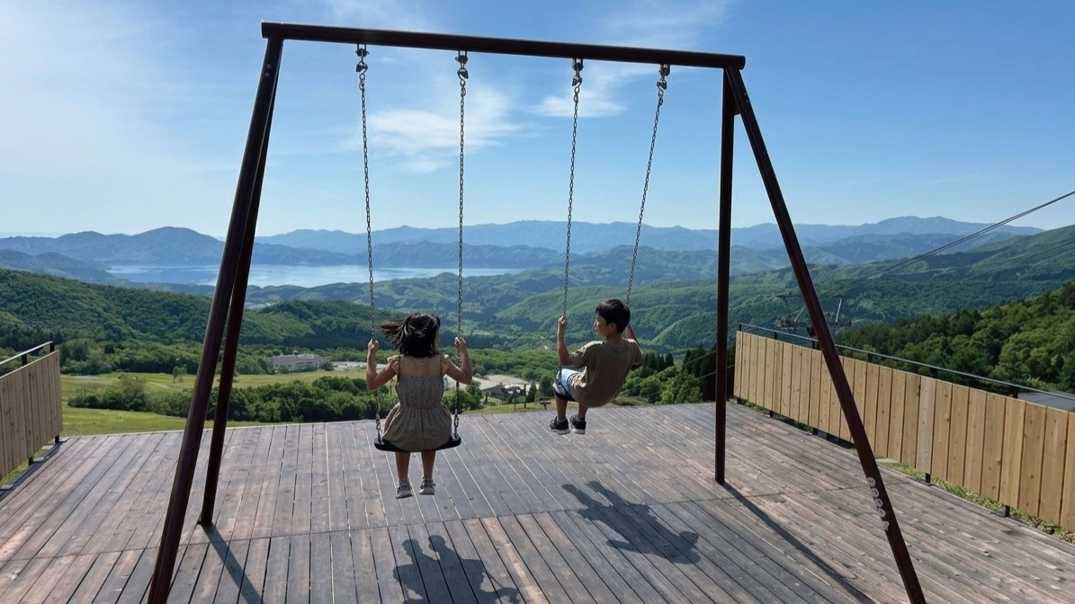 【秋田得旅】＜二食付＞田沢湖ダイブの爽快体験！眺望ブランコチケット付き！貸切温泉と季節の創作会席