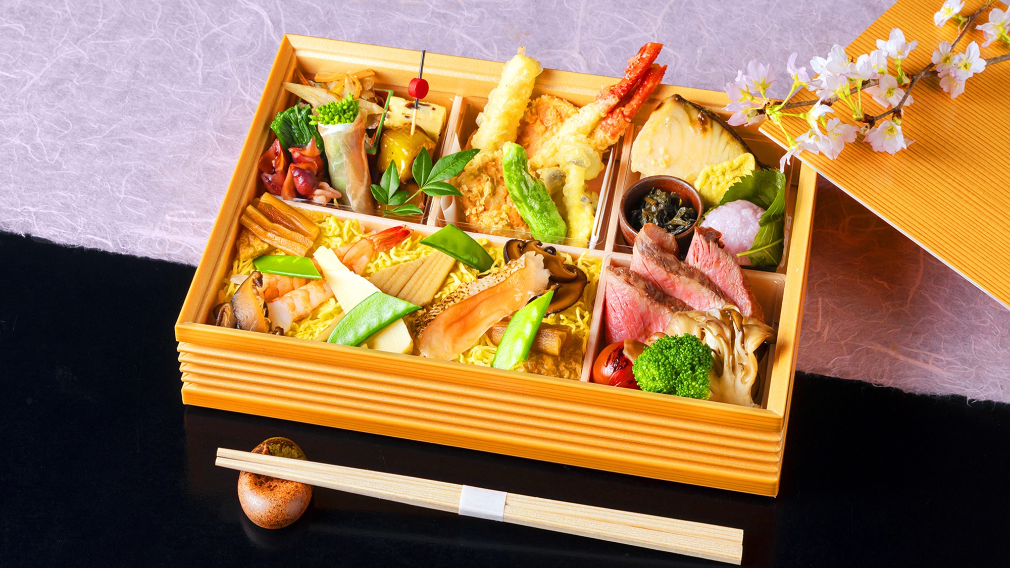 テイクアウト限定「四季弁当」3500円