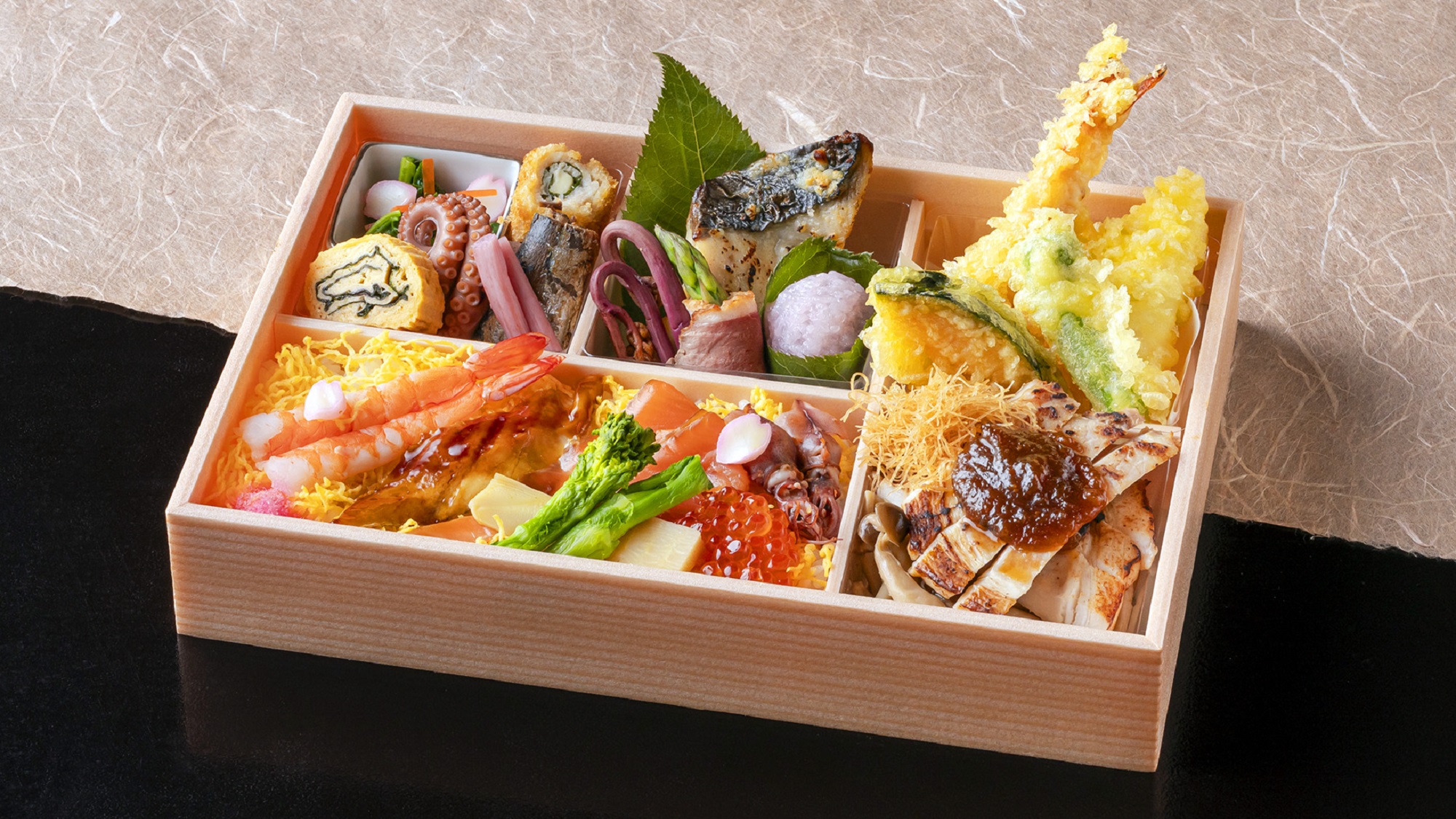 テイクアウト限定「四季弁当 六歌仙」3500円