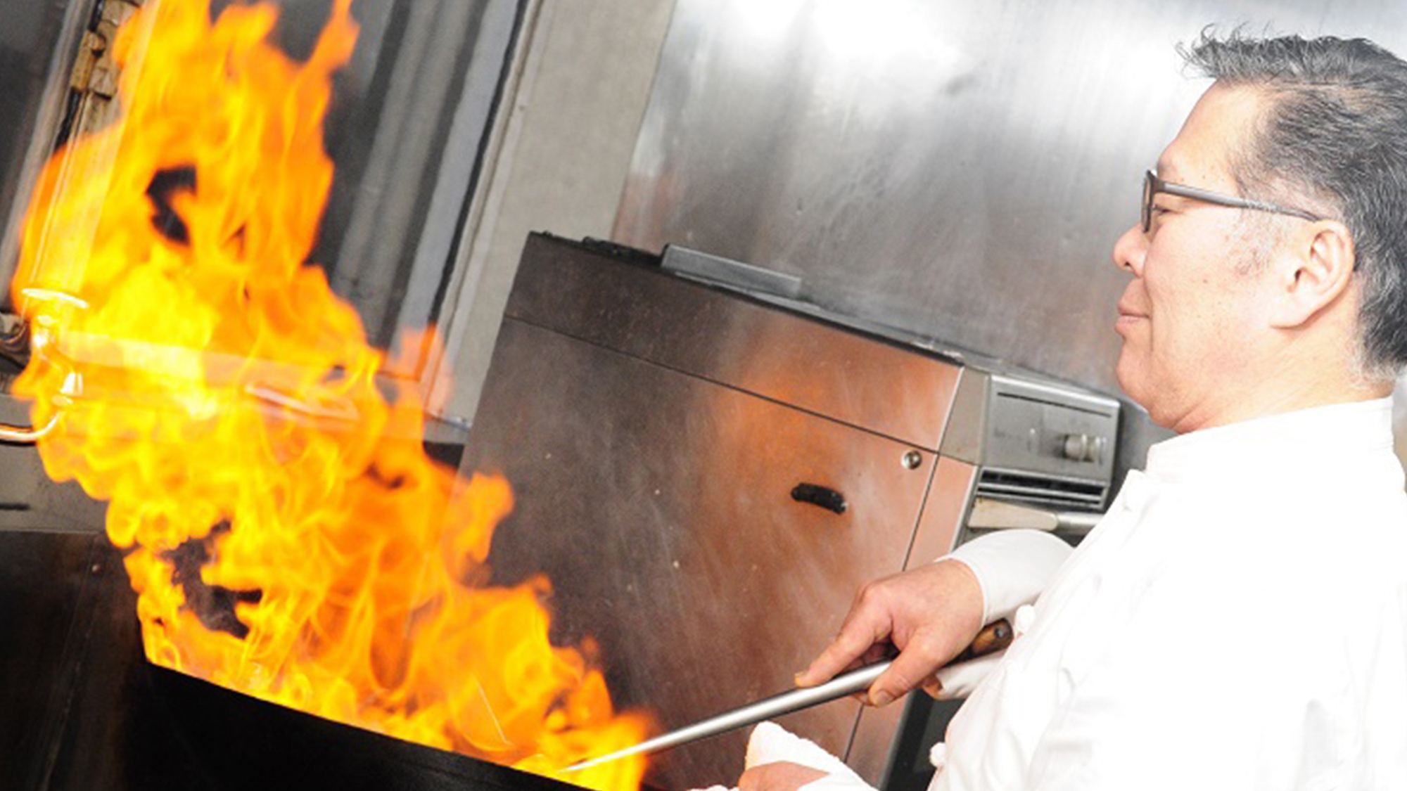 ・油・素材・調味料には特にこだわってご提供しております