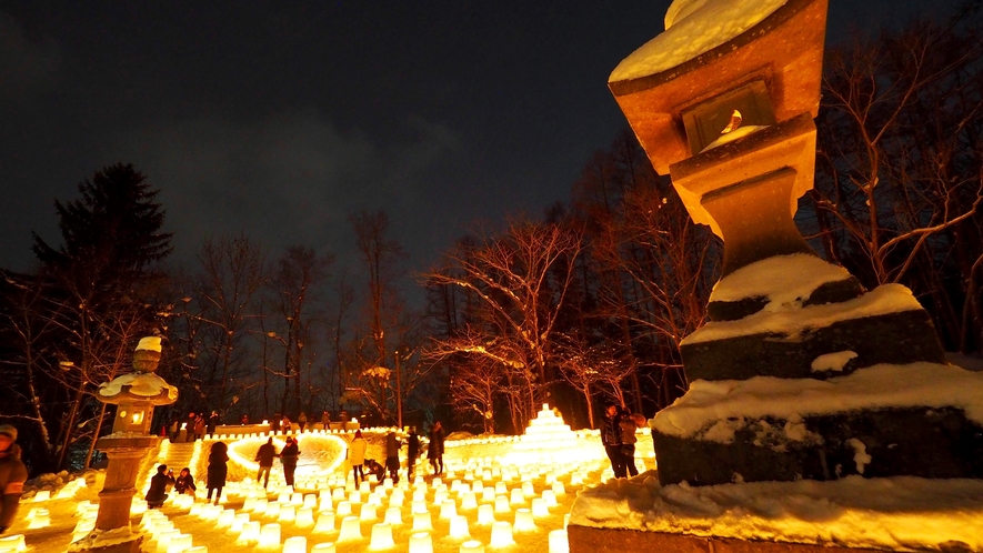 【定山渓雪灯路】