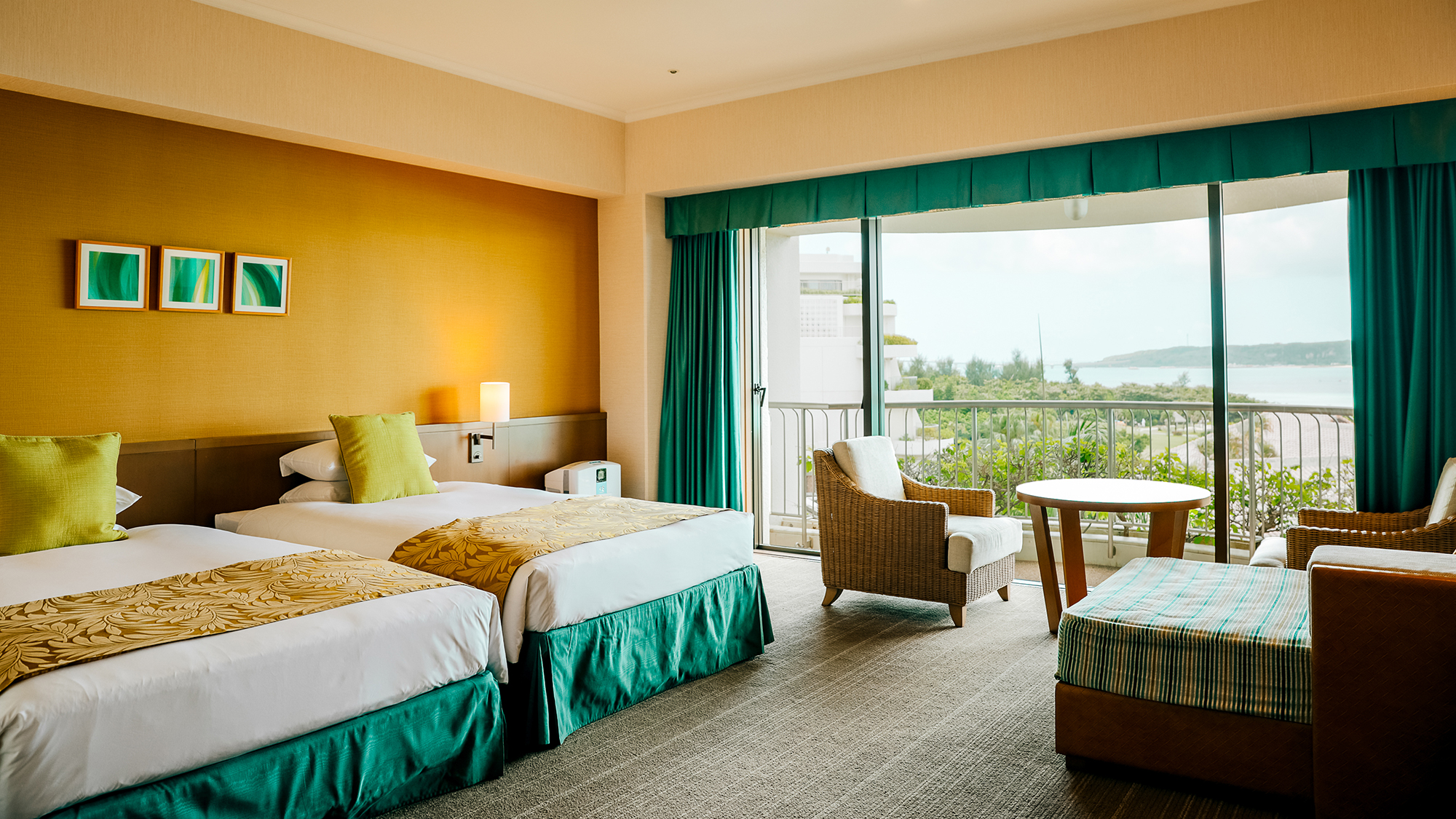 禁煙スーペリアツイン（コーラルウィング）