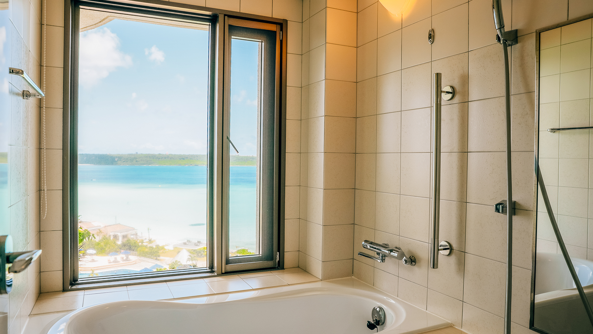 禁煙グランドツイン／ビューバスルーム（コーラルウィング）