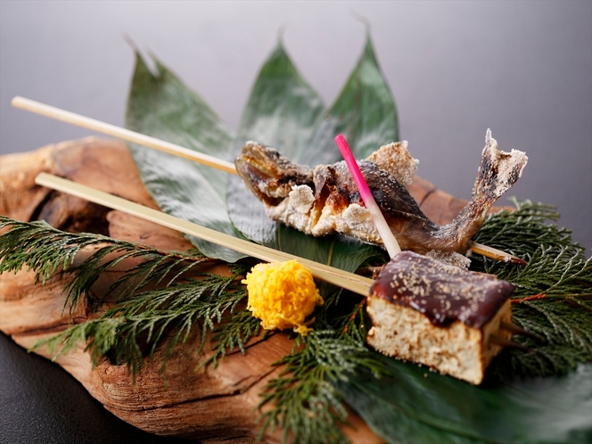 炉端料理：岩魚の塩焼き＆豆腐の味噌田楽
