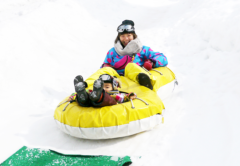 【上越国際スキー場】ゲレンデ内キッズパラダイス（イメージ）