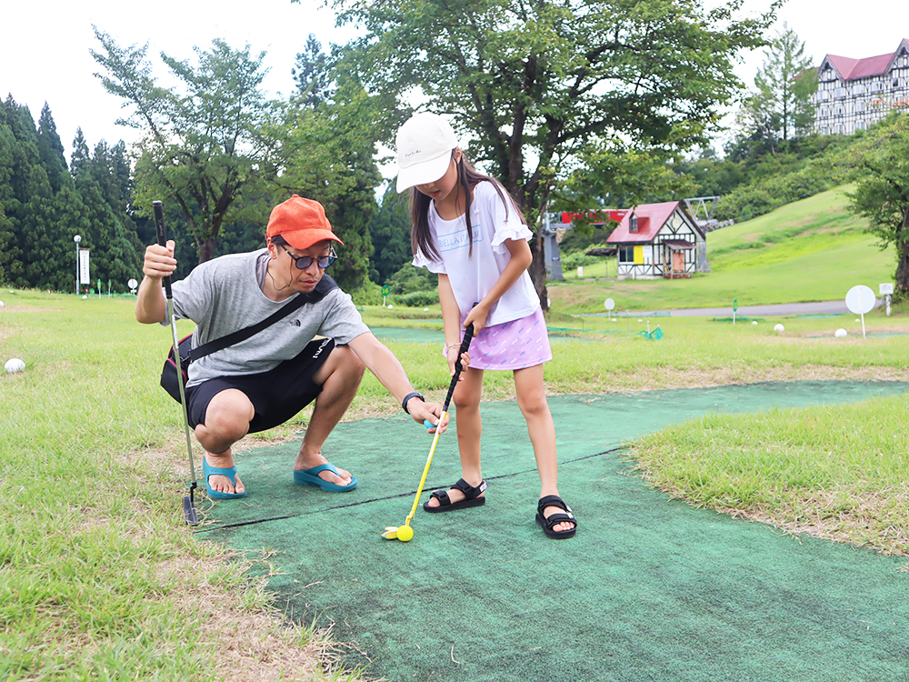 【パターゴルフ】（イメージ）※夏期営業