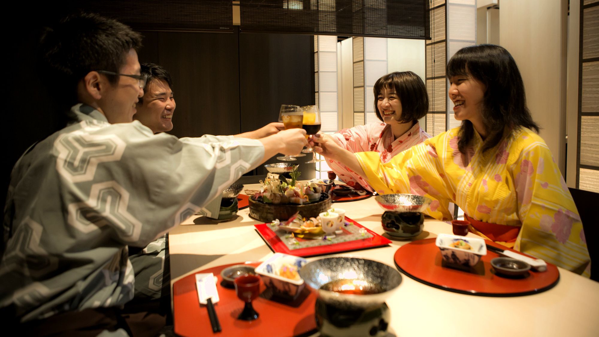 加賀山代温泉 みどりの宿 萬松閣 ホールケーキ 秘密の特典付 記念日 誕生日は サプライズで笑顔ゲット 北陸グルメと温泉でお祝い 楽天トラベル