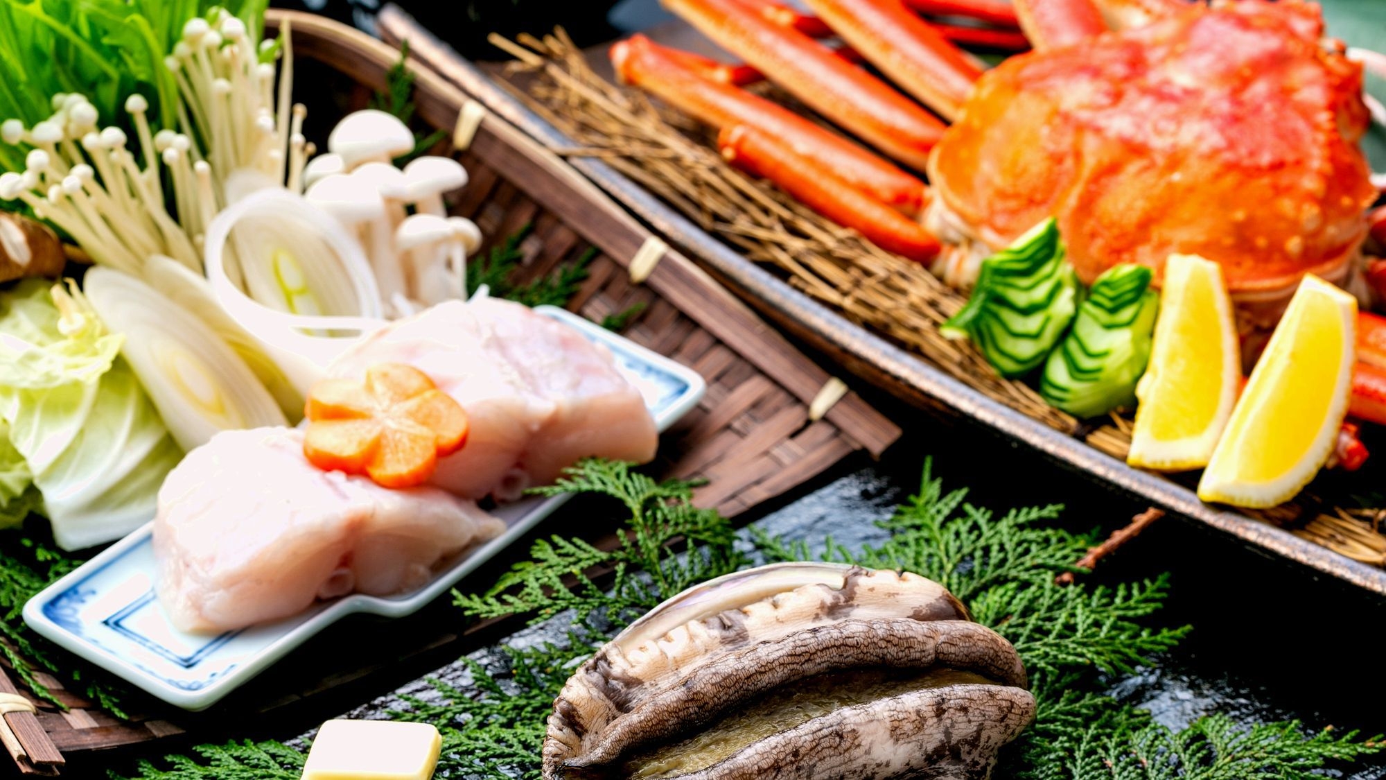 【カニ×ふぐ×活あわび】秋冬人気★きときと夢会席★オトクな別注オプションで「丸ごと1杯蟹」に変更可