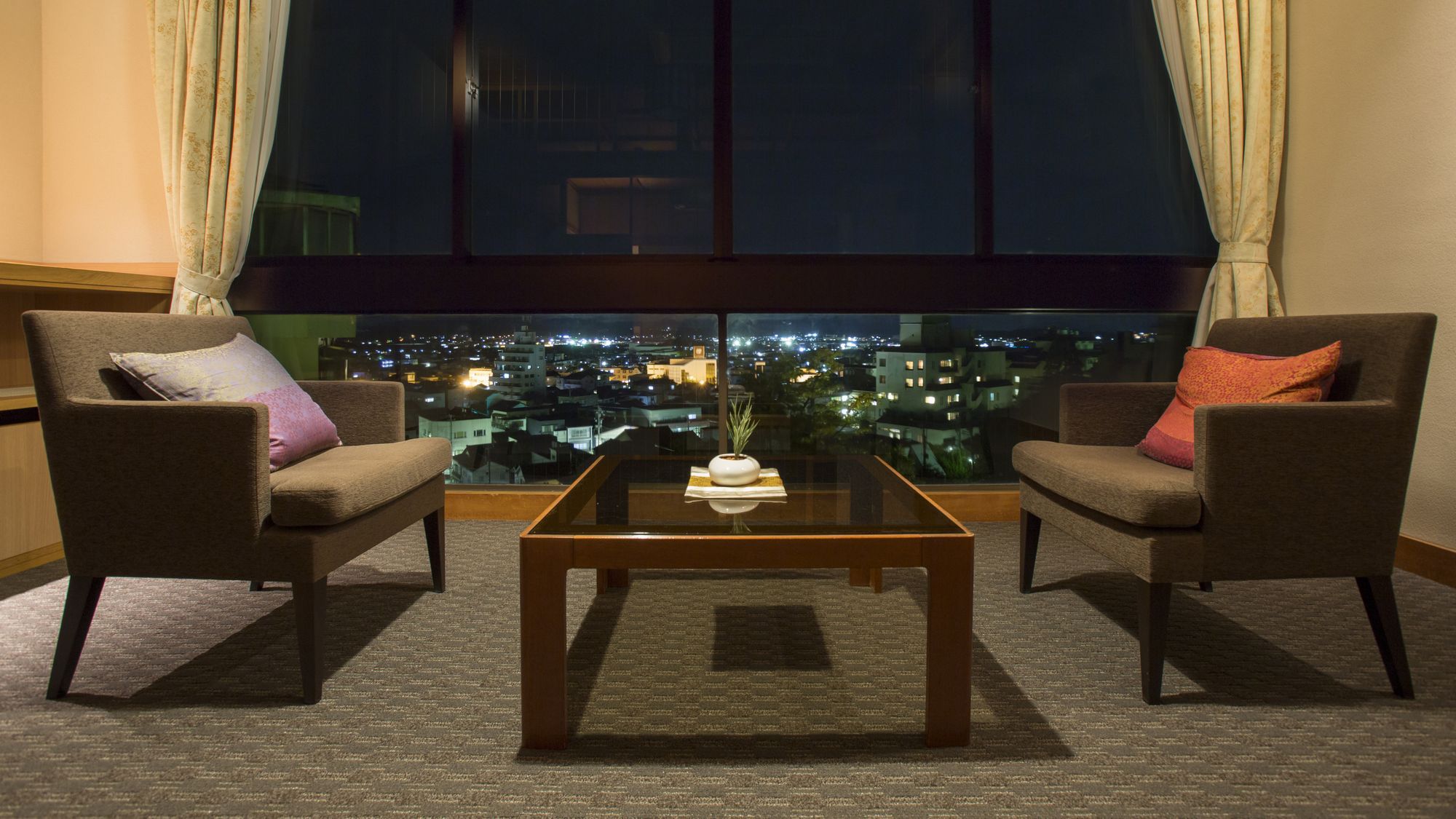 【禁煙ツインベット 五彩gosai シャワールーム付】552号室(禁煙)イメージ