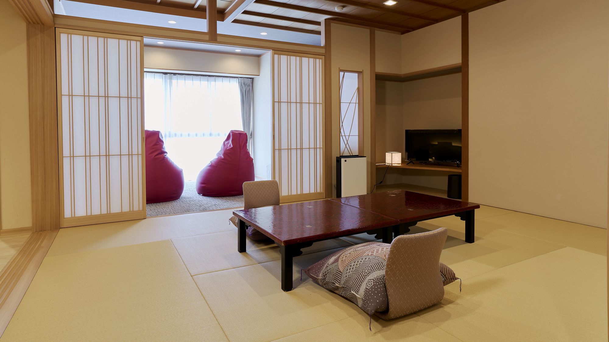 【半露天風呂付 デラックス和洋室 禁煙】671R 皇琥(おうが)珪藻土、和紙畳、能登ヒバを使用