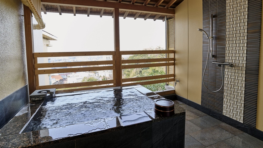 ◆天然温泉100％露天風呂付き客室「孫生・ひこばえ」客室の一例