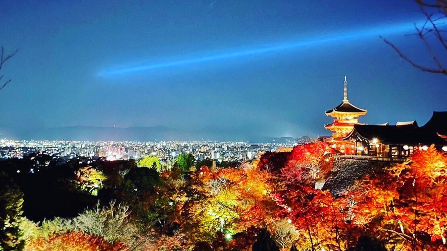 *【清水寺】当館より徒歩15分。京都随一の紅葉スポット