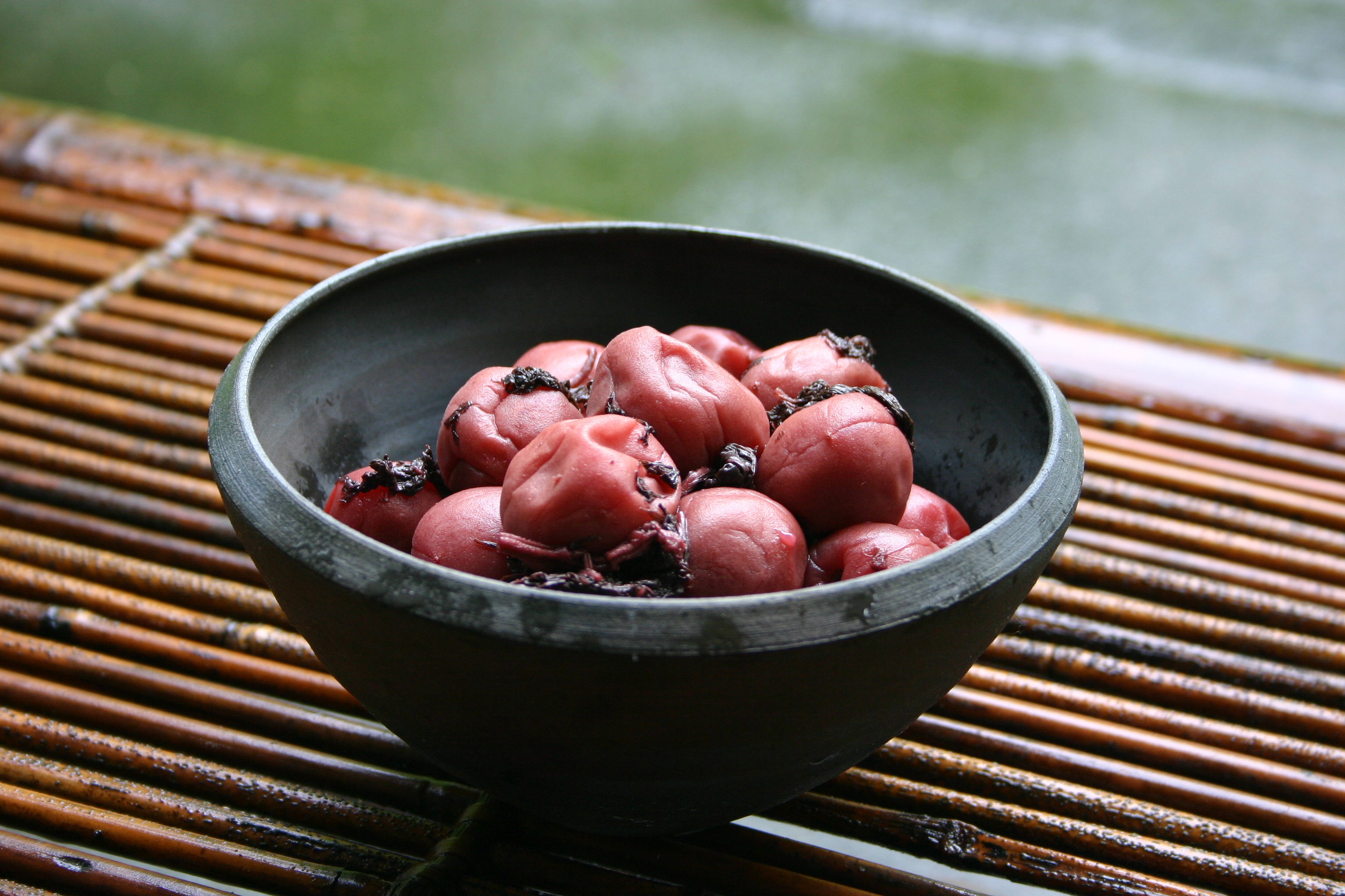 黒川温泉奥の湯の女将手作りの梅干し