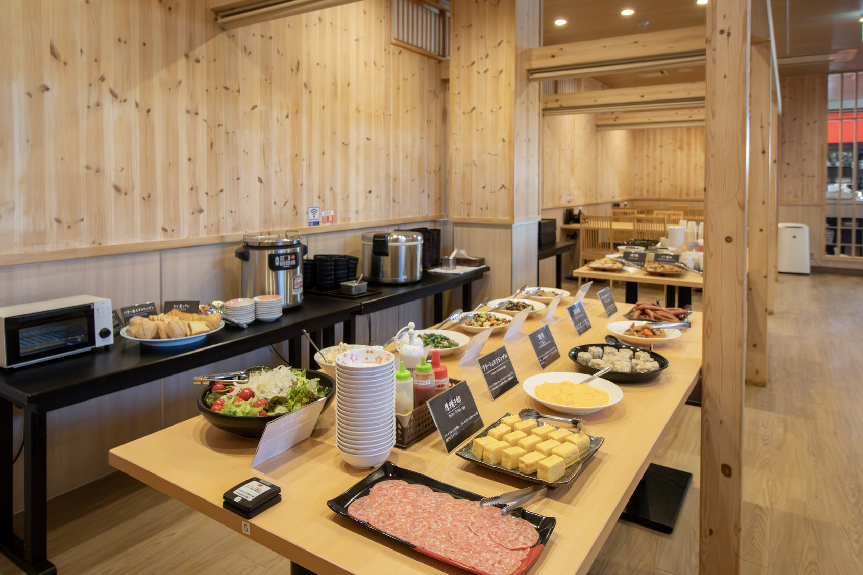 朝食ビュッフェ付きプラン　☆大浴場無料☆ネット無料☆Ｐ無料