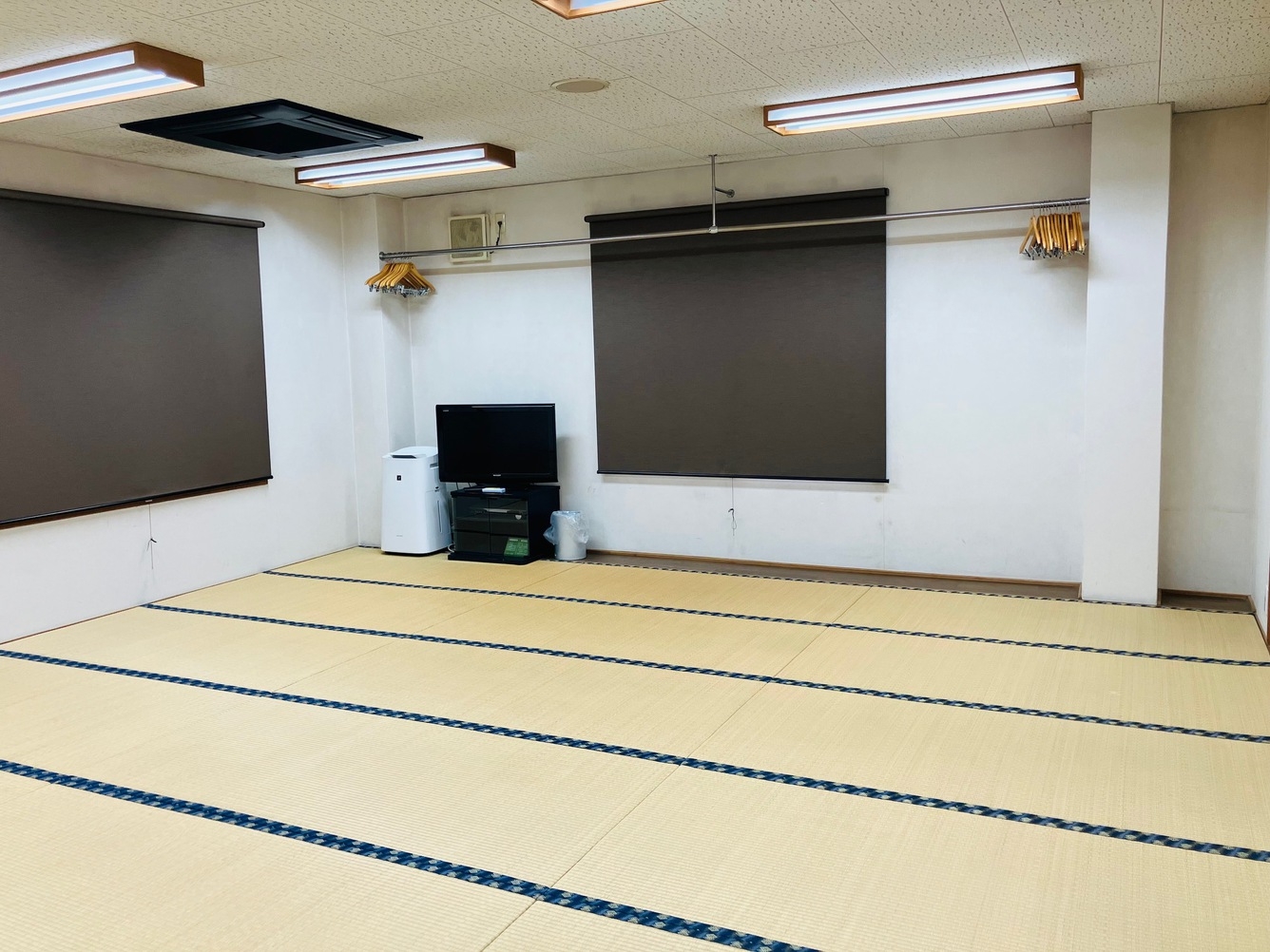 【ワケアリ／禁煙／特定日のみ】和室２１畳　◆４人〜９人まで◆