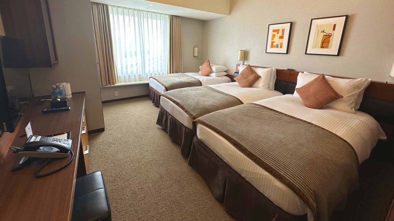 ハース・ハーモニールーム　3台