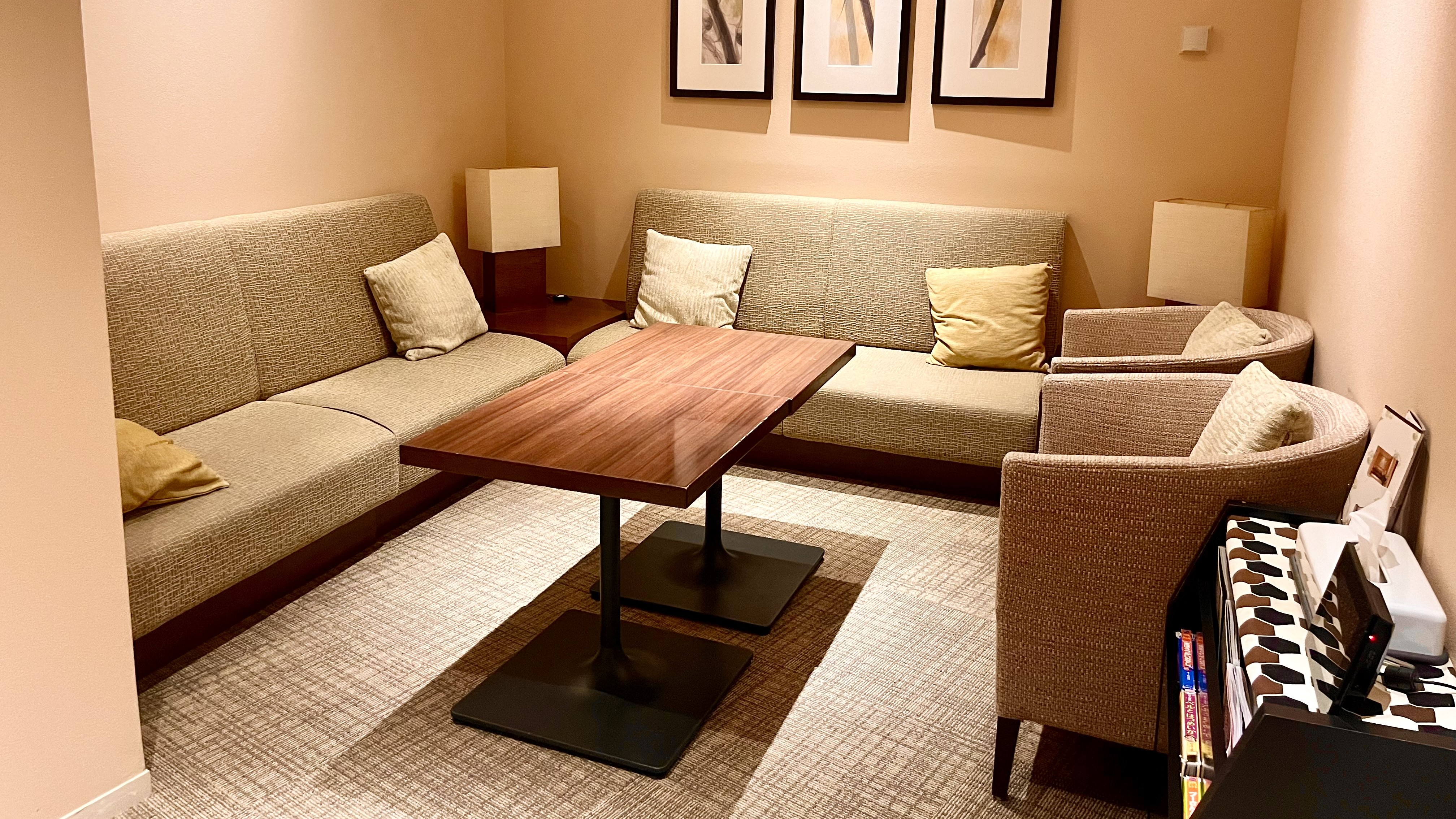 【大浴場 スパローズ】ラウンジスペース