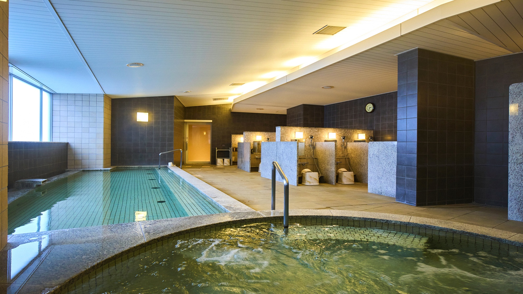 スパローズ　女性浴室