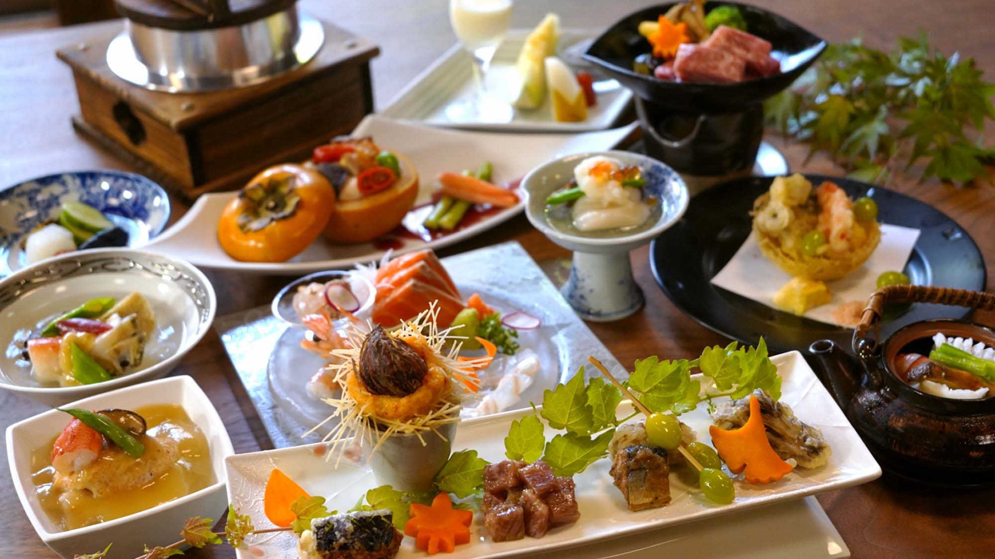 ＜ゴールデンウィーク＞4/29〜5/5【夕食お部屋食】湯布院のんびり温泉三昧おすすめ四季会席