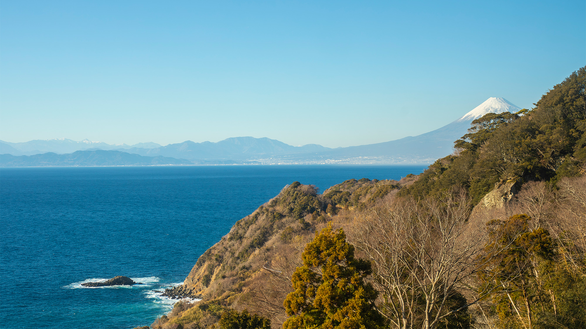 宿から眺める富士山