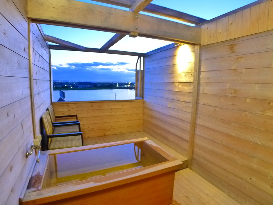 定修限定！1泊2食付き50泊以上連泊、露天風呂解放、寿司おまかせ、居酒屋飲み放題コースを各週1回付き