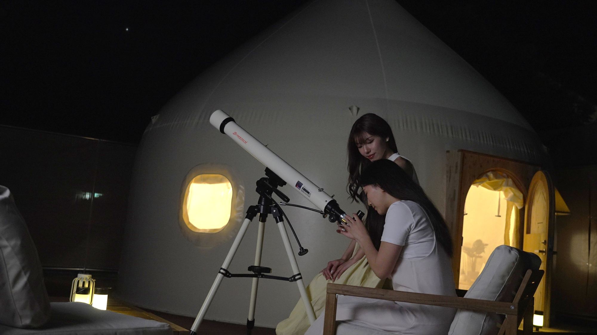 【Tatazumi☆部屋設備】ここだけの贅沢。操作しやすい天体望遠鏡で、満天の星空を独り占め！