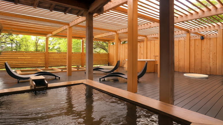 露天風呂「檜の杜湯(ひのきのもりゆ)」