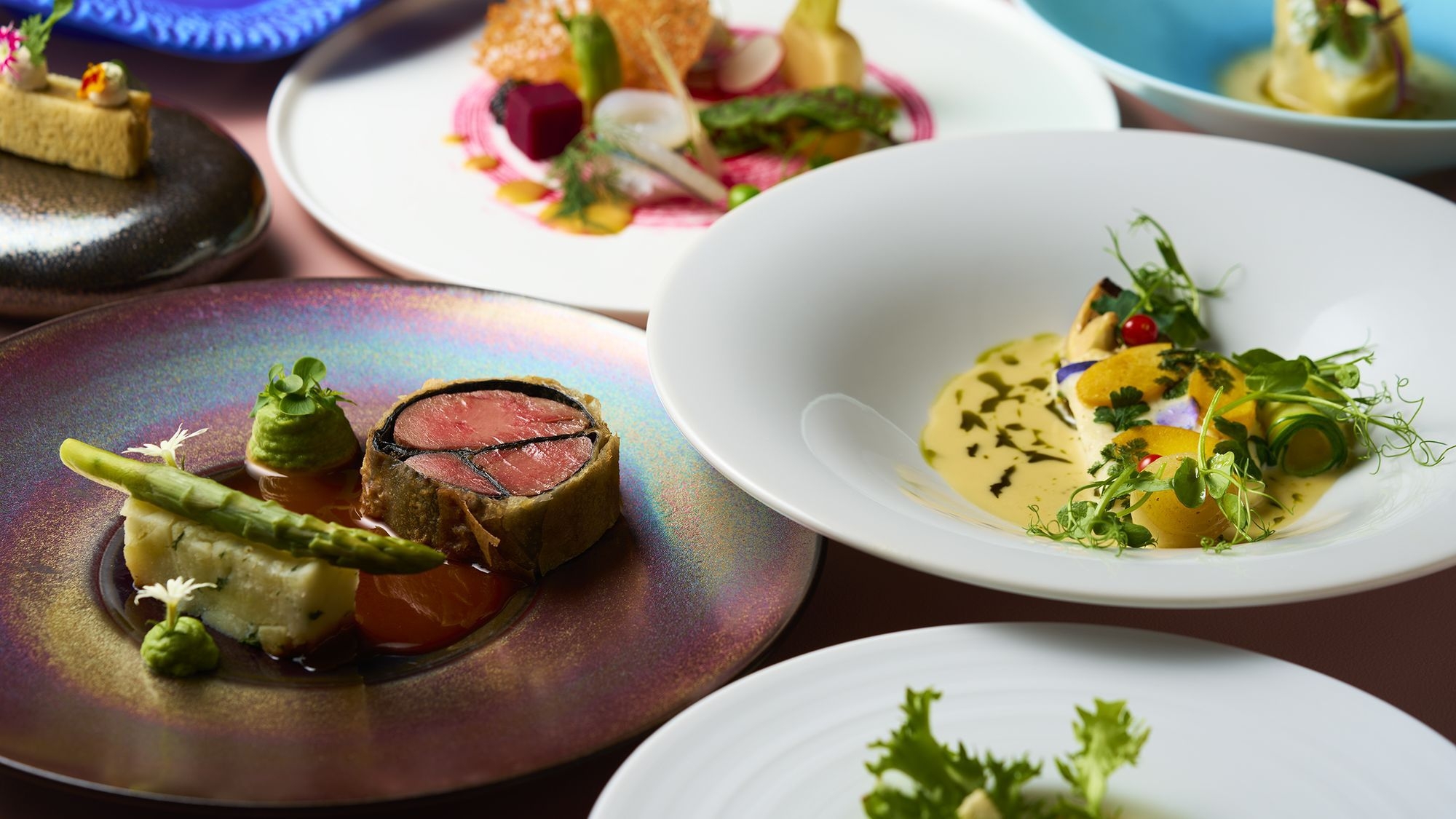 2024年4月〜【デラックス／洋食】シェフのいちおしフレンチコース。全室オーシャンビュー