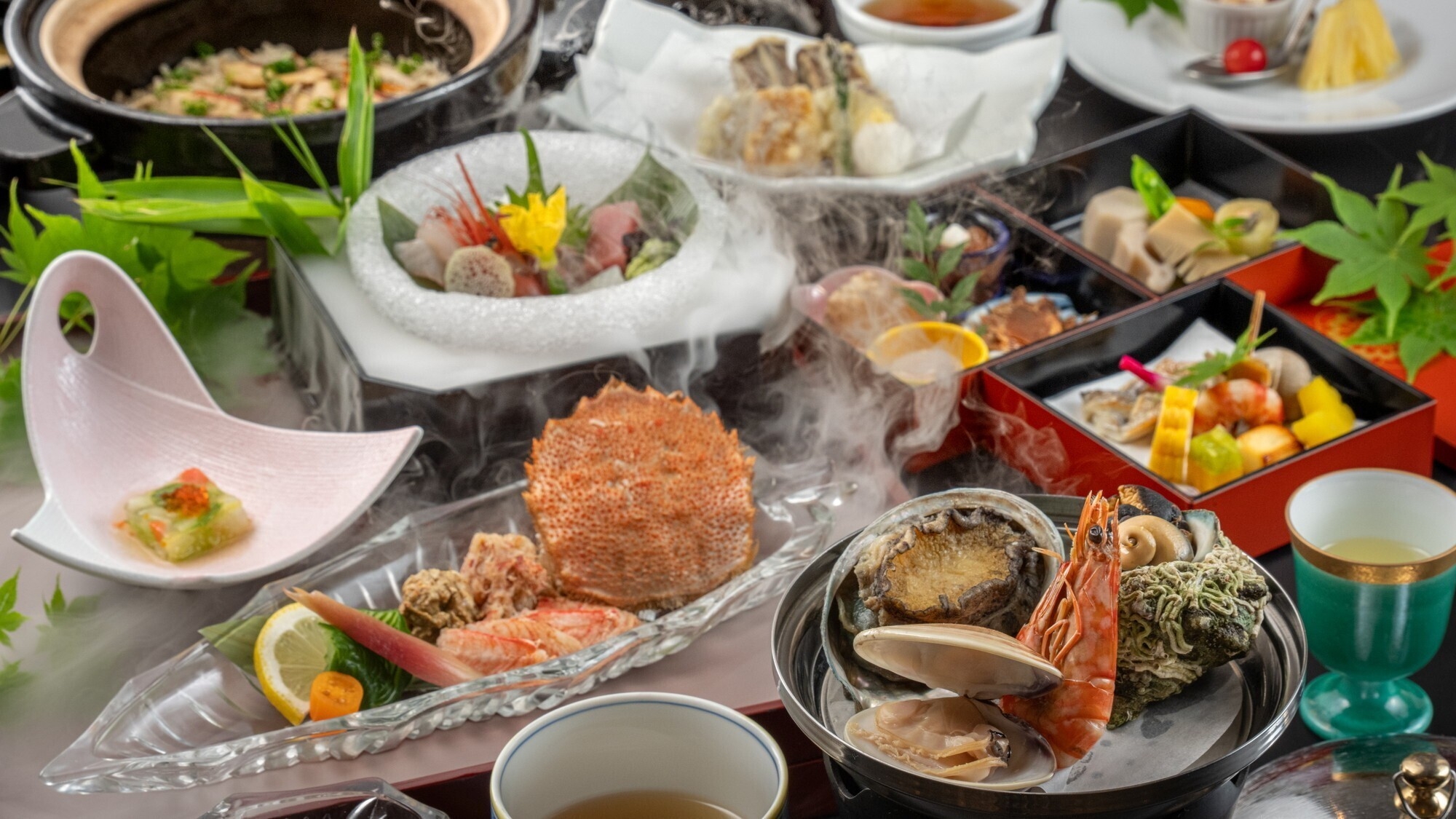 【特選会席・海鮮】新鮮魚介が主役・北陸加賀の海幸を味わう｜グレードアップ美食プラン