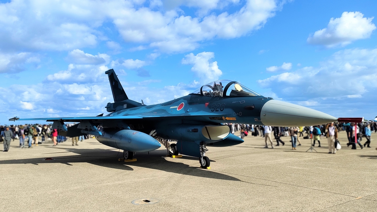 【10月5日●小松基地航空祭】前泊で加賀の美味＆温泉満喫〜小松基地に1番近い温泉地〜夕食付・朝食なし