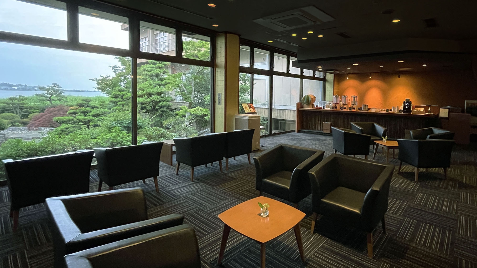 【さき楽30】＜基本会席＞30日前予約で5％OFF◆金沢港直送の新鮮魚介や名物“土鍋ご飯”を味わう