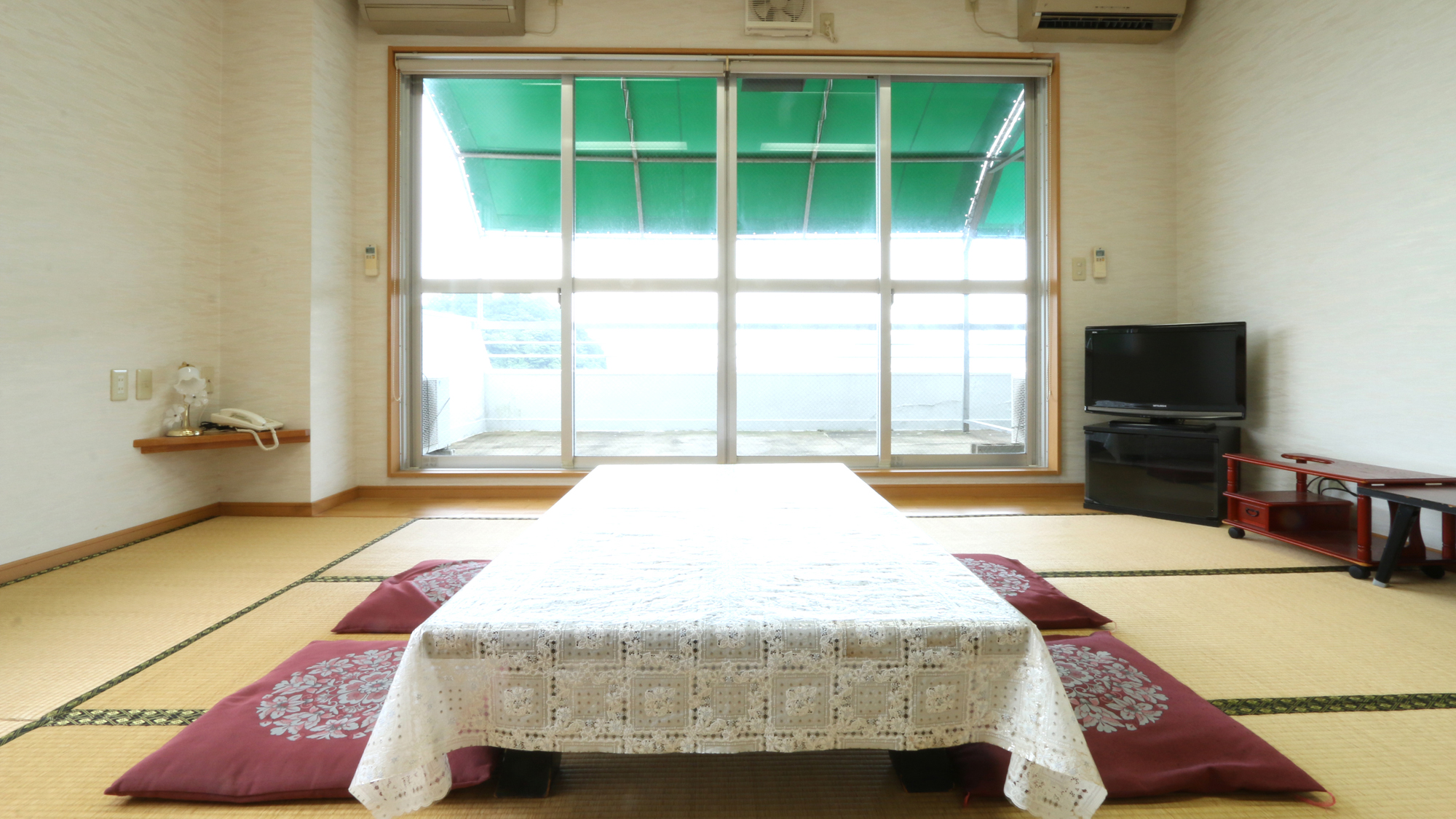 和室10畳（トイレ付）